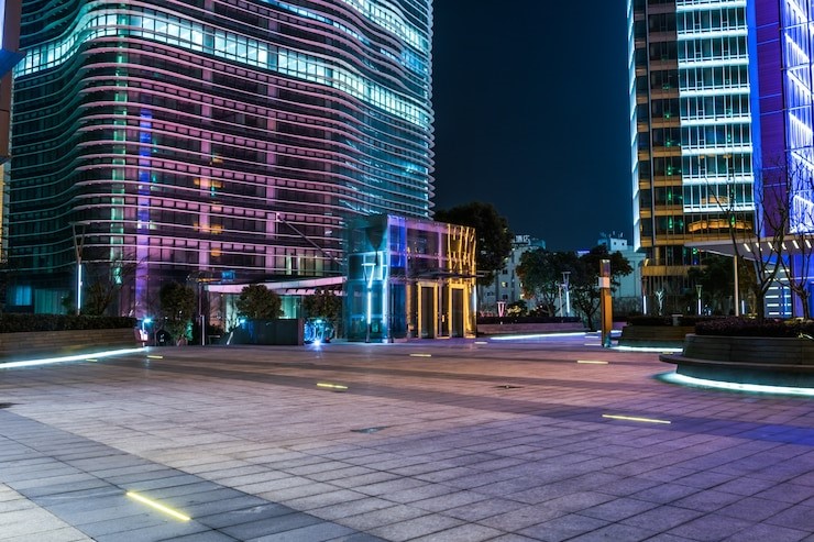 Transforming Outdoor Dining and Hospitality Spaces with Commercial LED Lighting